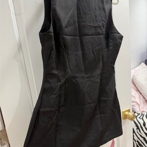 PrettyLittleThing Black Sleeveless Midi Dress